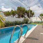 Beguest Gæstehus Estoril