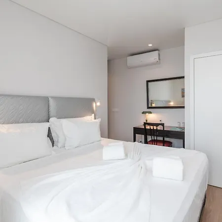 Beguest 3*
